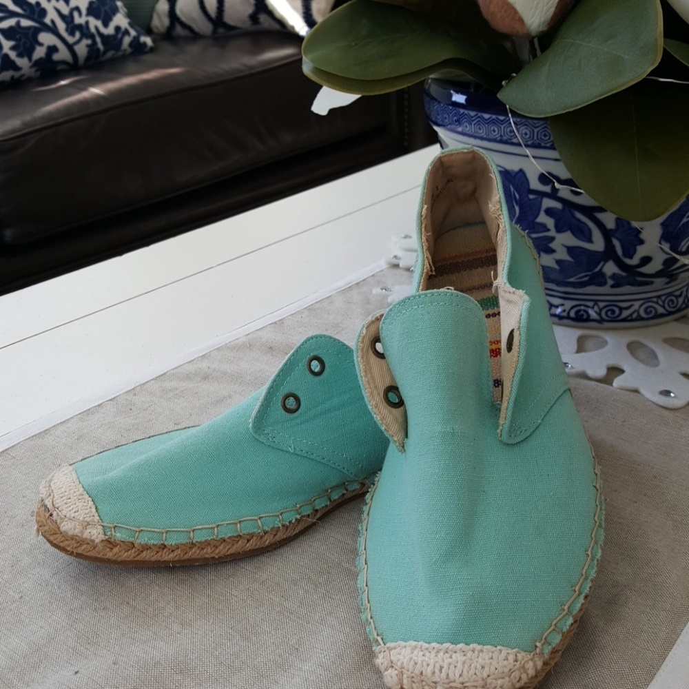 Bamboo Carribian blue summer canvas loafers 7
